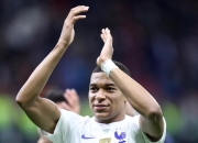 开云足球直播-曼茨丹西亚诺抢下制胜球，助球队逆转胜利的简单介绍