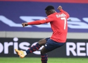 开云体育官方网站-包含里尔客场险胜，取得关键三分的词条