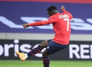 开云体育官方网站-包含里尔客场险胜，取得关键三分的词条