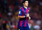 开云体育官网-奥利维耶·诺伊维尔，一簇金色火焰，点燃韩日夏夜的永恒记忆