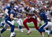 开云下载-文班亚马关键制胜，老鹰击败山西队，新星闪耀背后的战术博弈