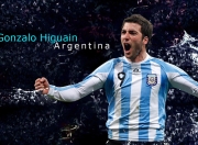 开云体育在线-赛道上的红色闪电，塞恩斯刷新纪录之夜，红牛二队绝杀法拉利