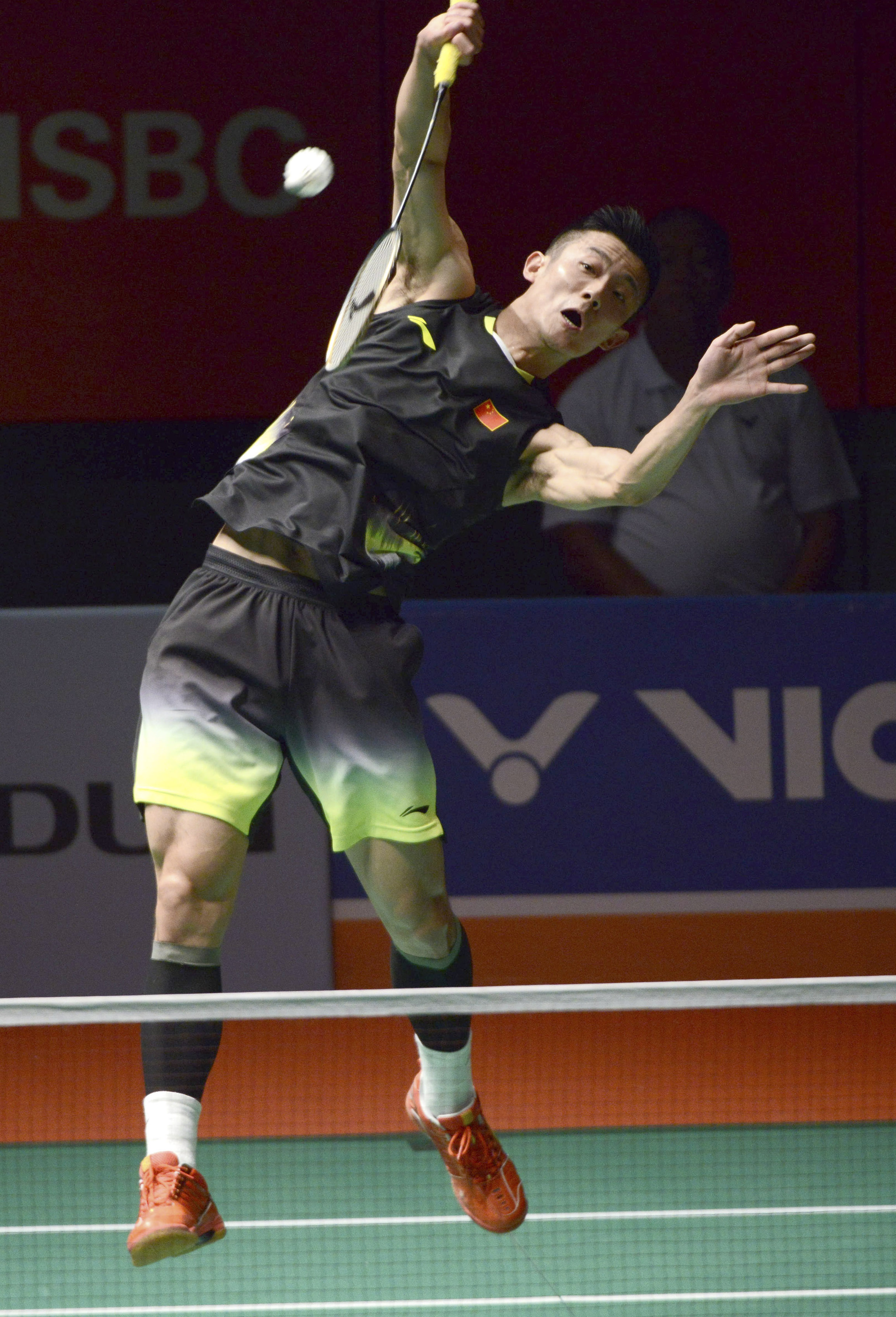 包含马来西亚羽毛球队逆转印尼羽毛球队，谌龙制霸全场的词条