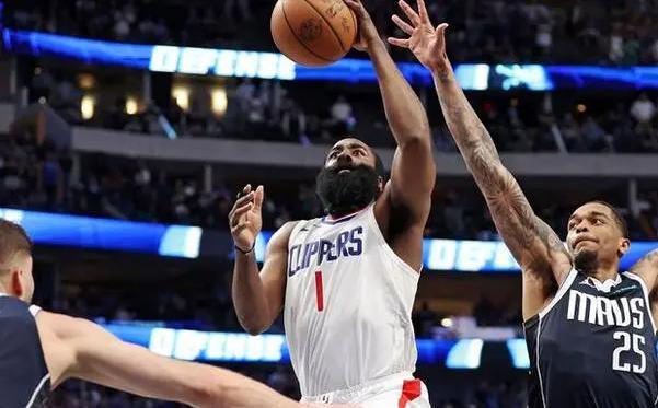 关于快船横扫尼日利亚男篮，欧文送出助攻的信息