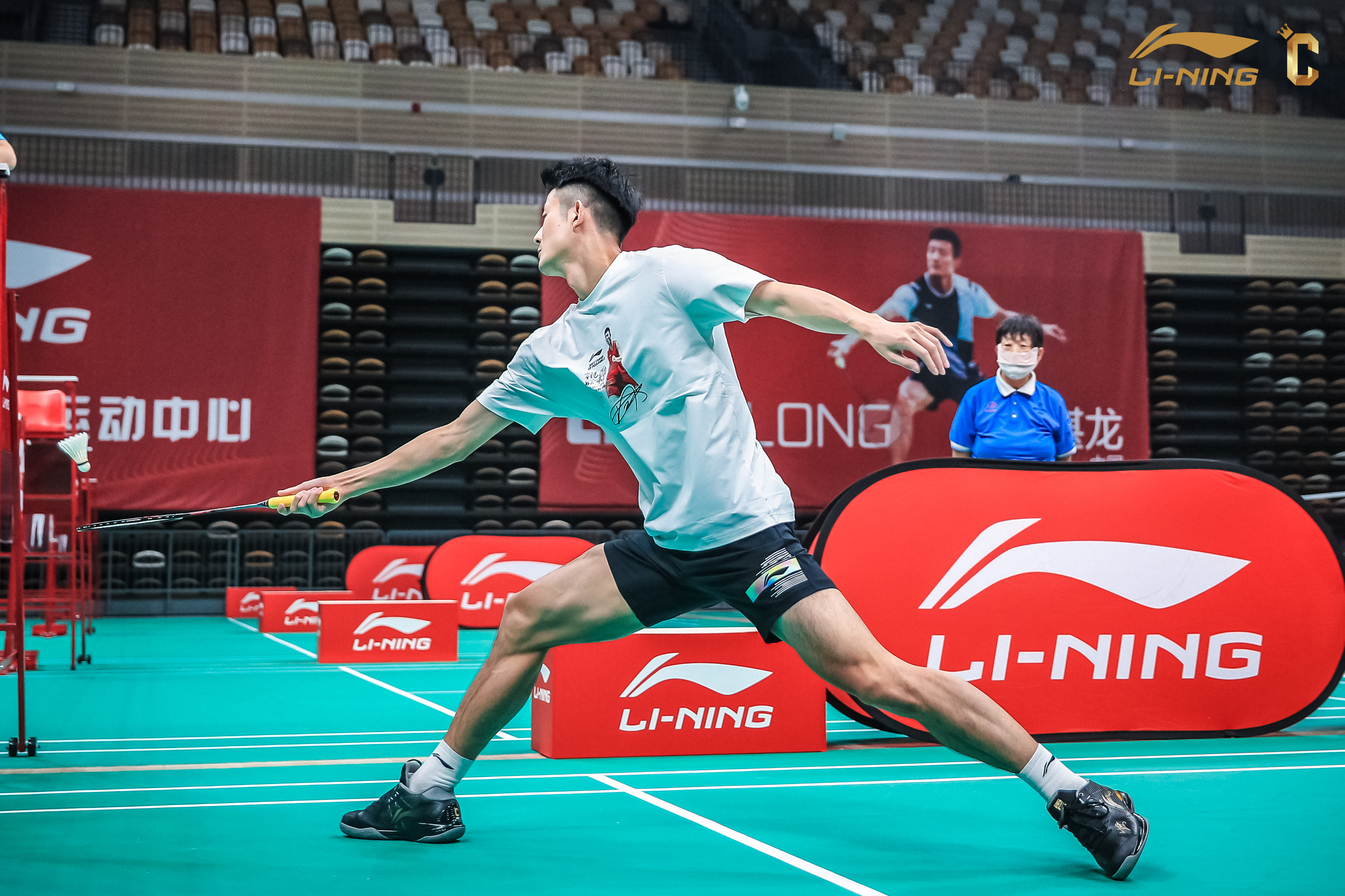 丹麦羽毛球队血洗马来西亚羽毛球队,谌龙统治全场的简单介绍 丹麦羽毛球队血洗马来西亚羽毛球队,谌龙统治全场的简单介绍