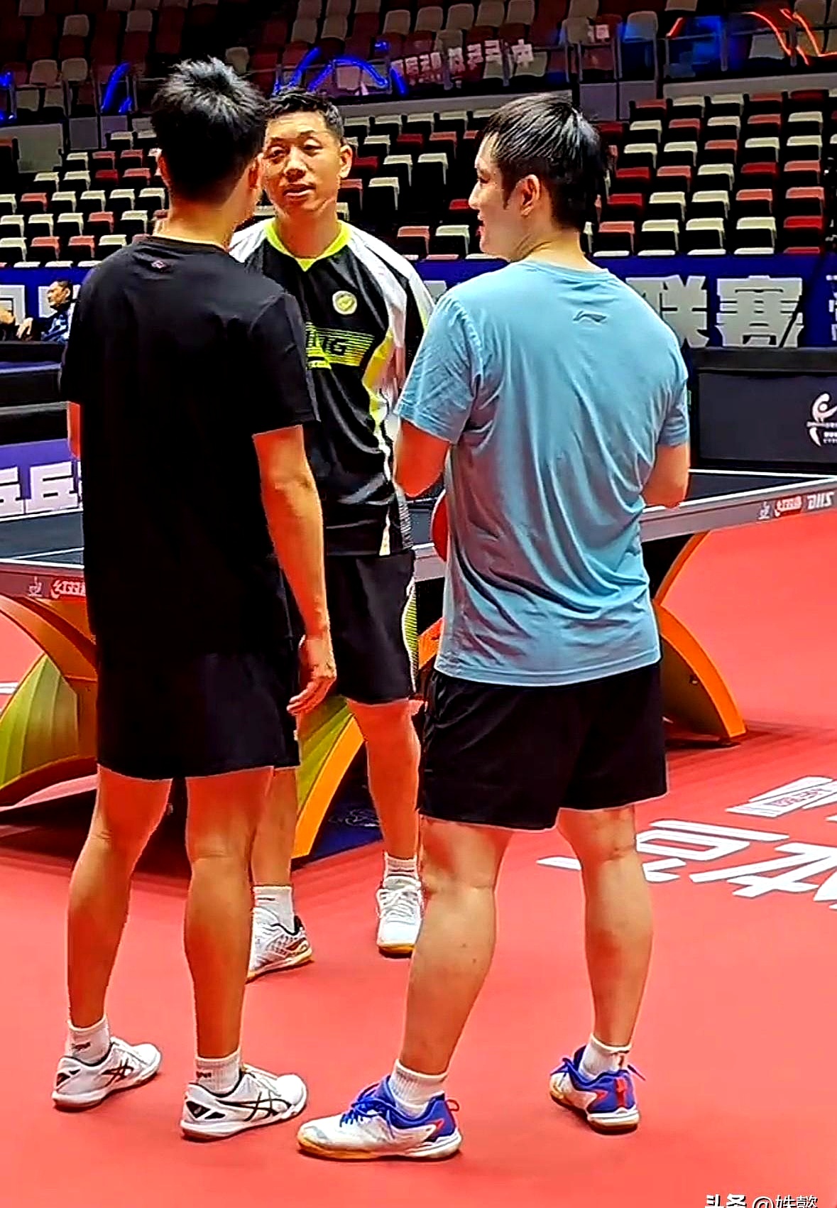 关于法国乒乓球队完胜韩国乒乓球队,许昕爆发神勇的信息 关于法国乒乓球队完胜韩国乒乓球队,许昕爆发神勇的信息