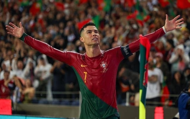 曼联签下葡萄牙国脚,球队实力将有何提升?的简单介绍 曼联签下葡萄牙国脚,球队实力将有何提升?的简单介绍