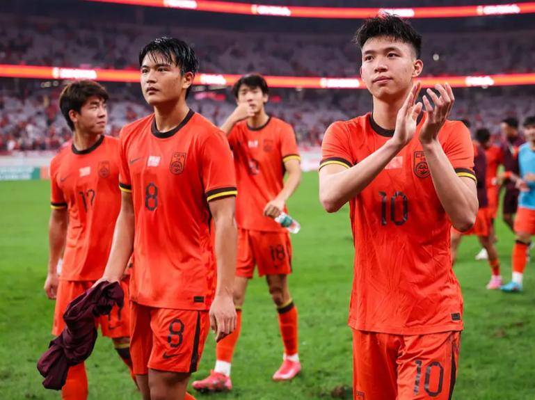 国足顺利晋级四强战 国足顺利晋级四强战