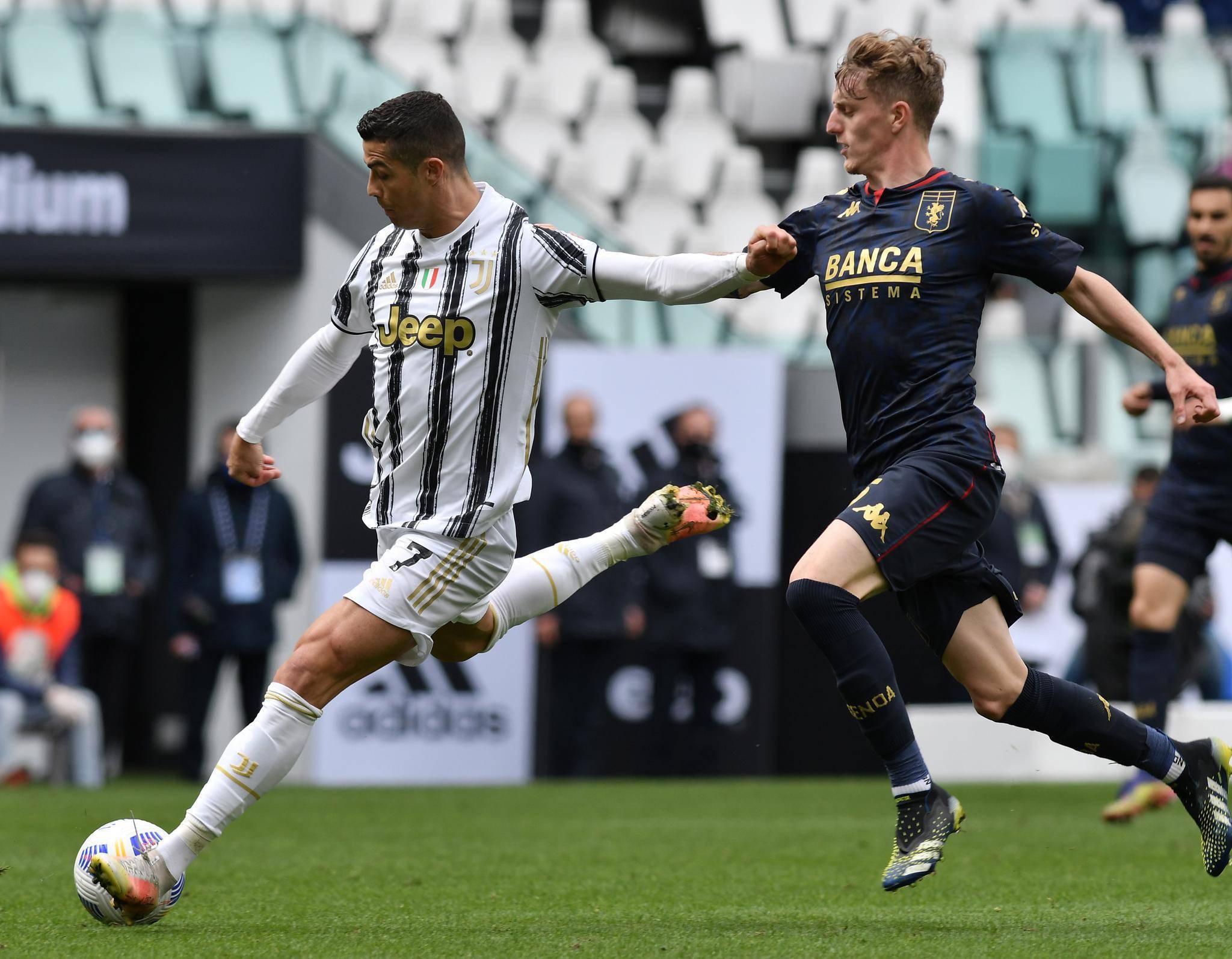 包含基辅迪纳摩主场战胜尤文图斯，实力获得认可的词条