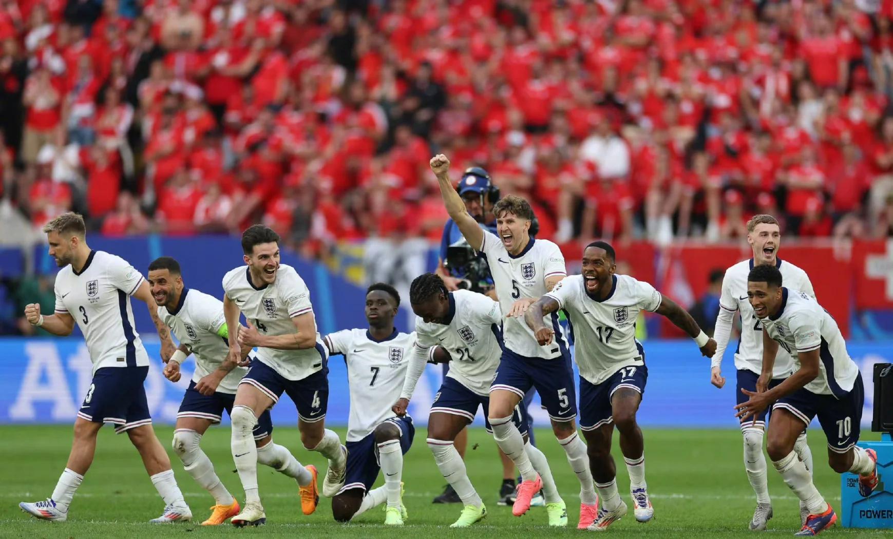 荷兰队遭淘汰欧洲杯征程终结 荷兰队遭淘汰欧洲杯征程终结