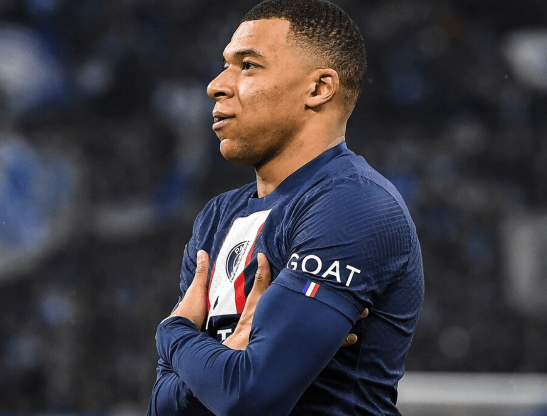 马赛后防抢眼表现,守护球门如铁桶!的简单介绍 马赛后防抢眼表现,守护球门如铁桶!的简单介绍