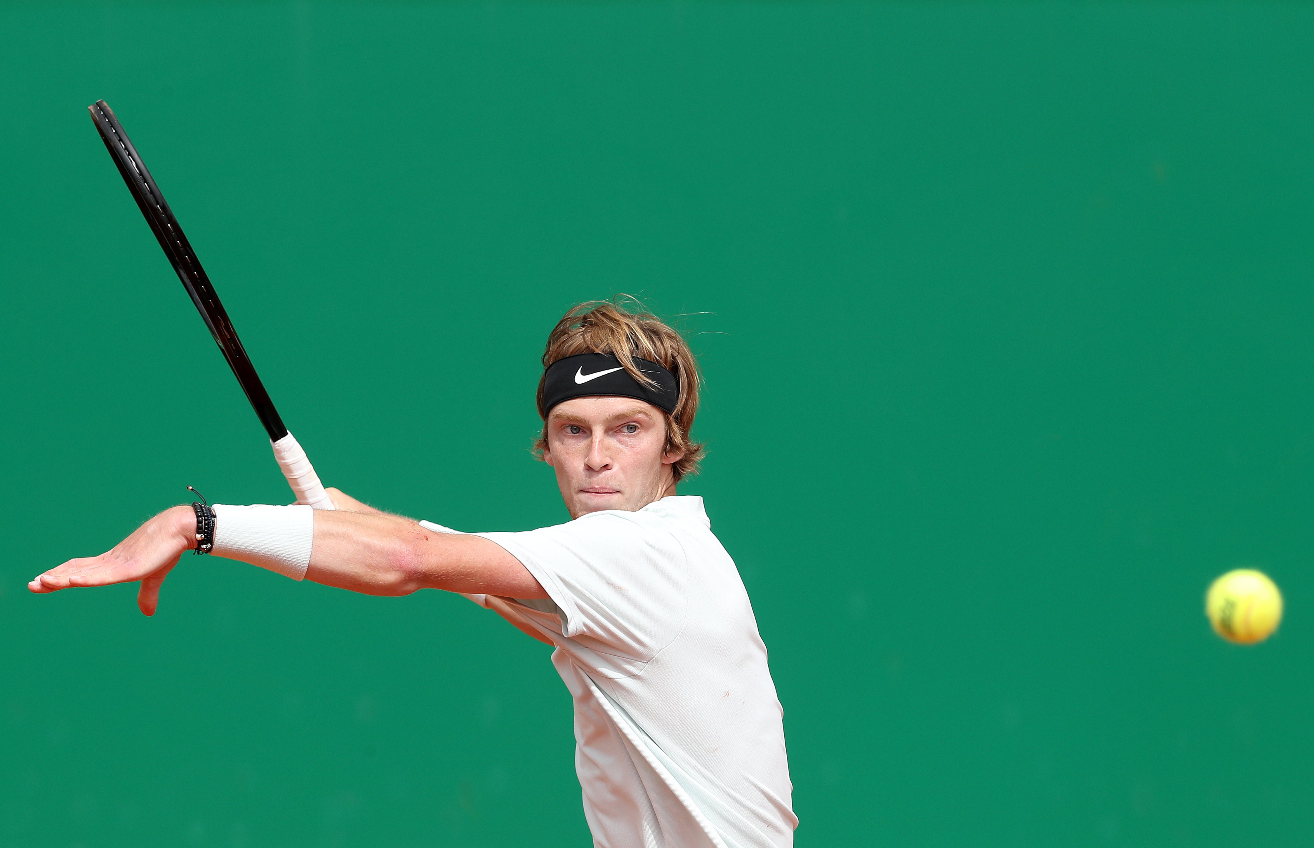 法网险胜蒙特卡洛大师赛,蒂姆惊艳四座的简单介绍 法网险胜蒙特卡洛大师赛,蒂姆惊艳四座的简单介绍