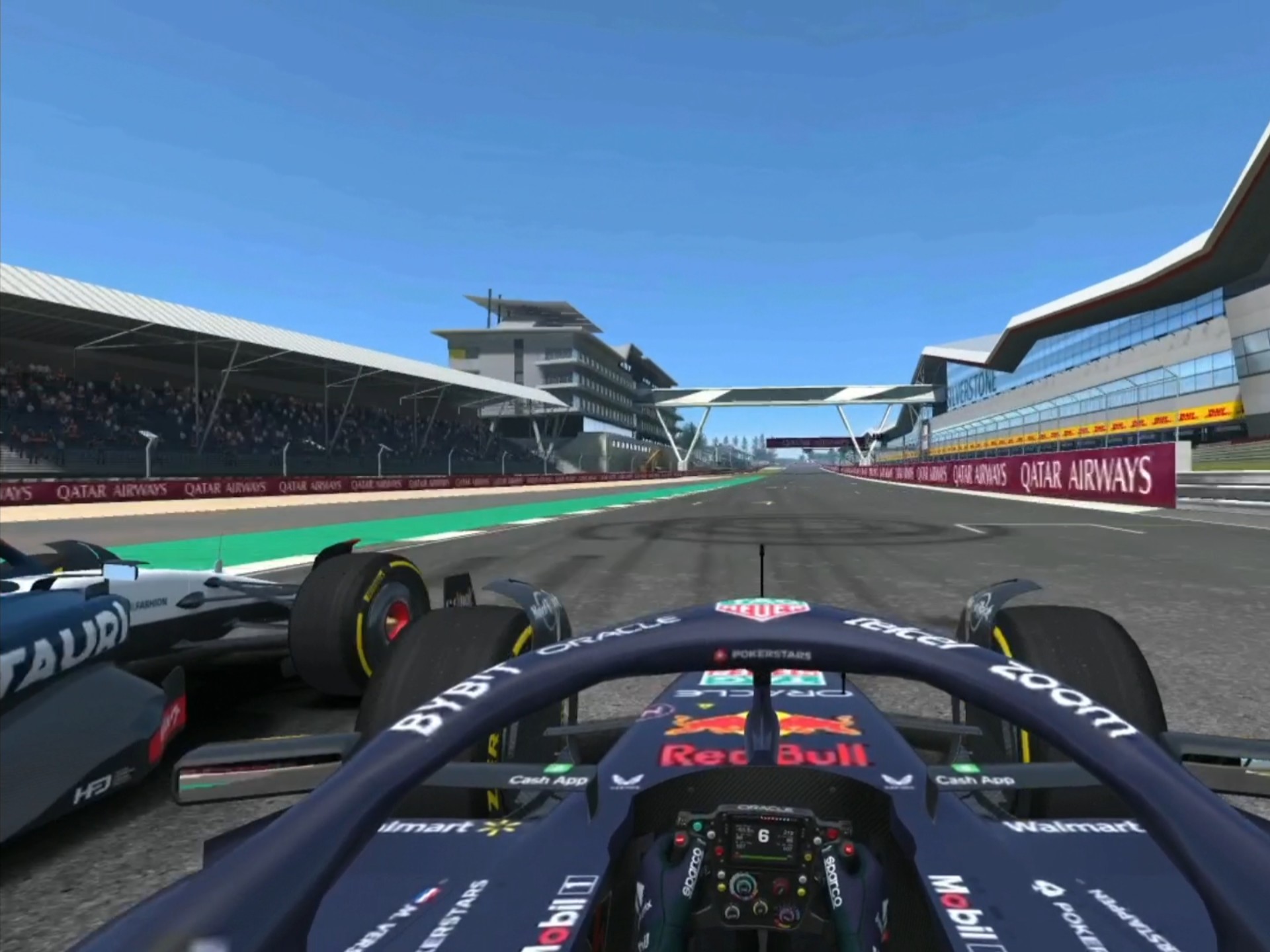 包含迈凯伦绝杀红牛二队，塞恩斯点燃赛场的词条