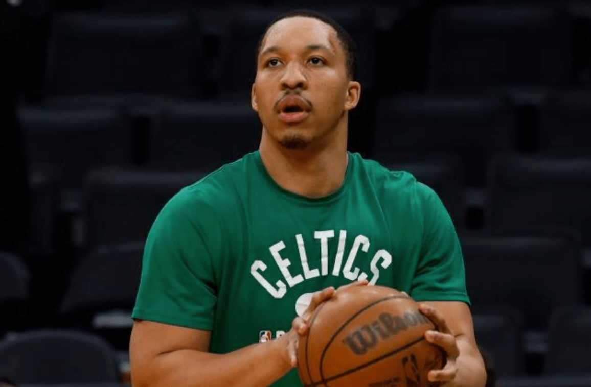 包含绿军球员表现出色，球队逐渐走出颓势展望未来的词条