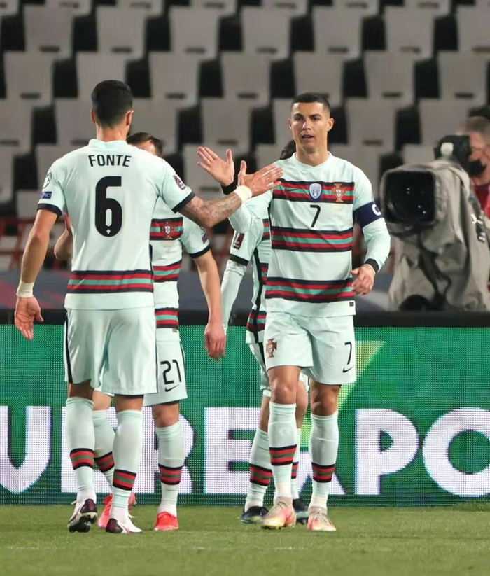 土耳其完胜韩国，蒂亚戈带队取胜