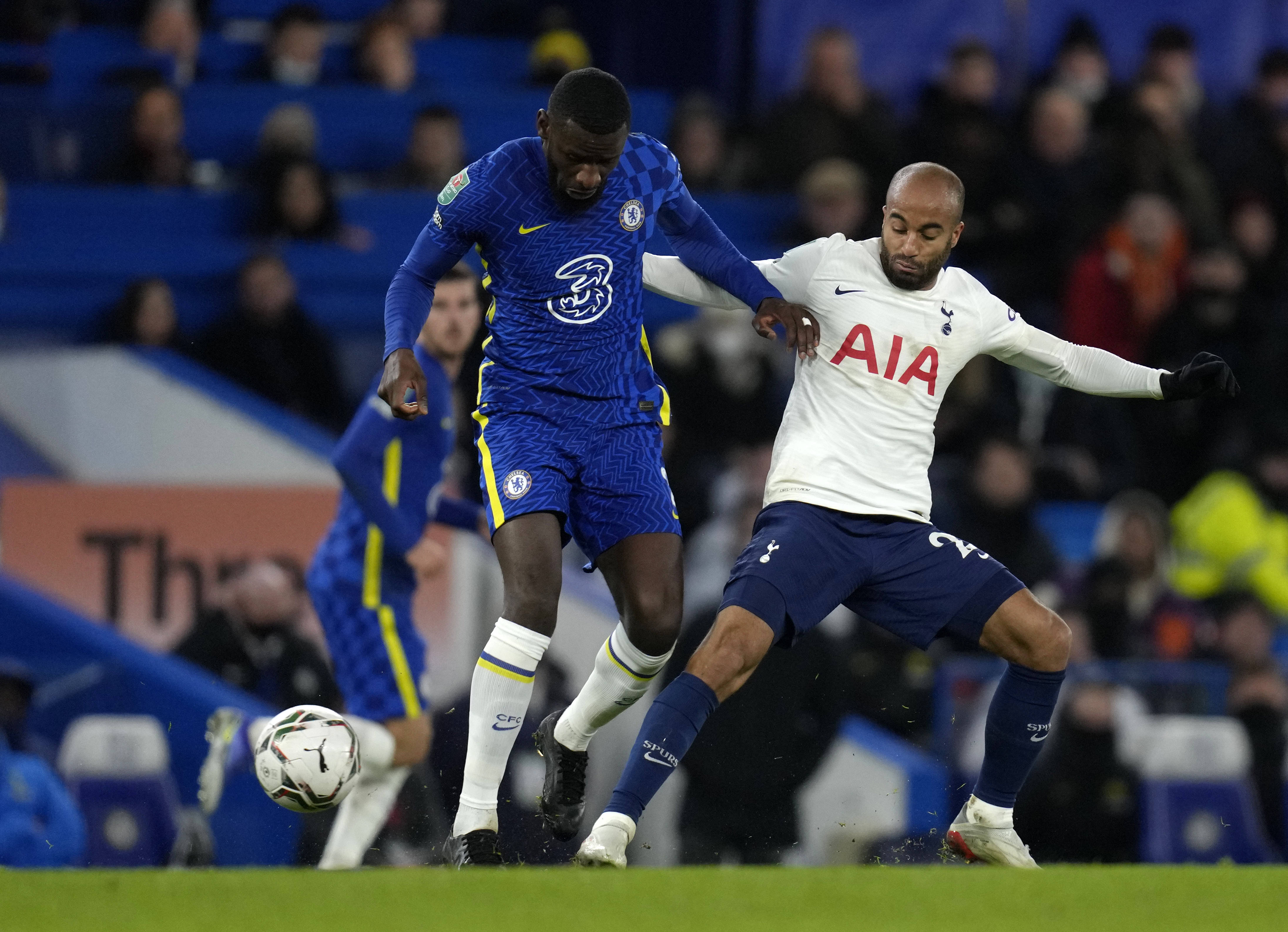 土耳其鏖战英格兰，若日尼奥统治全场的简单介绍