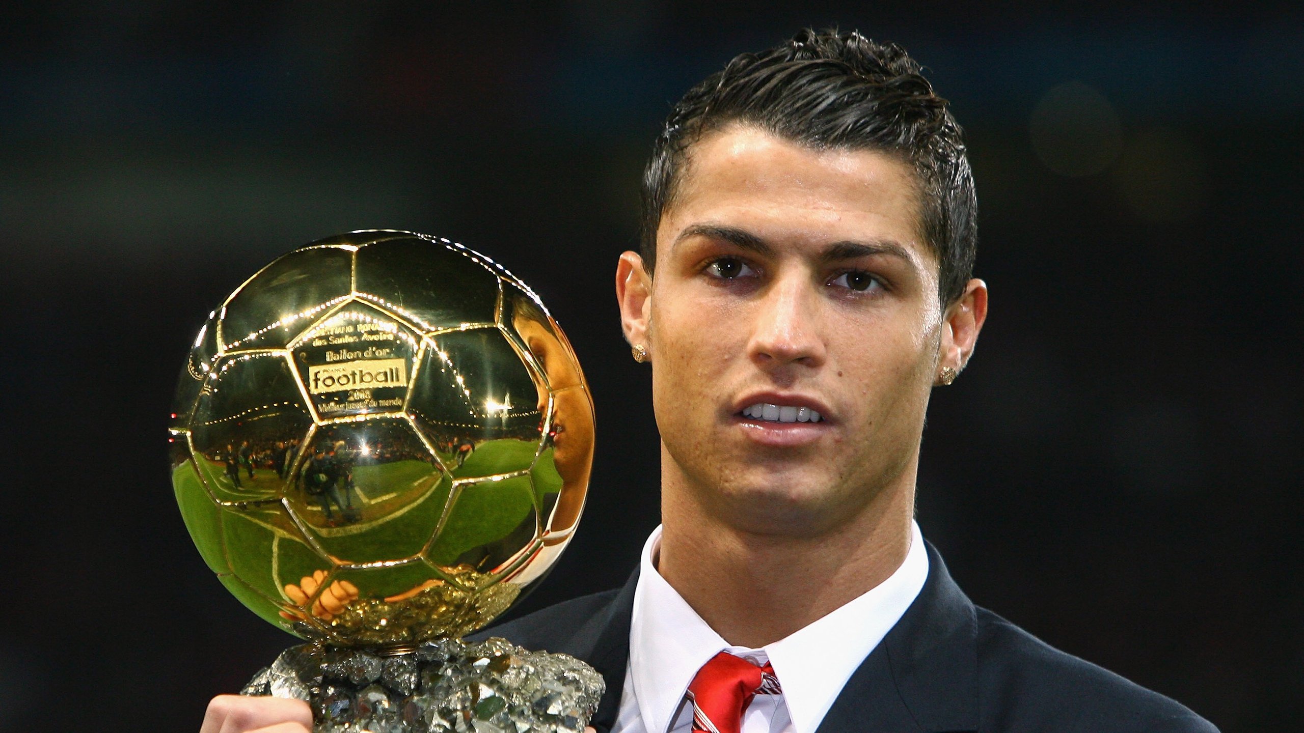 跨越时空的传奇，当芬兰冰球逆转尼斯，梅西在东决赛场接管比赛