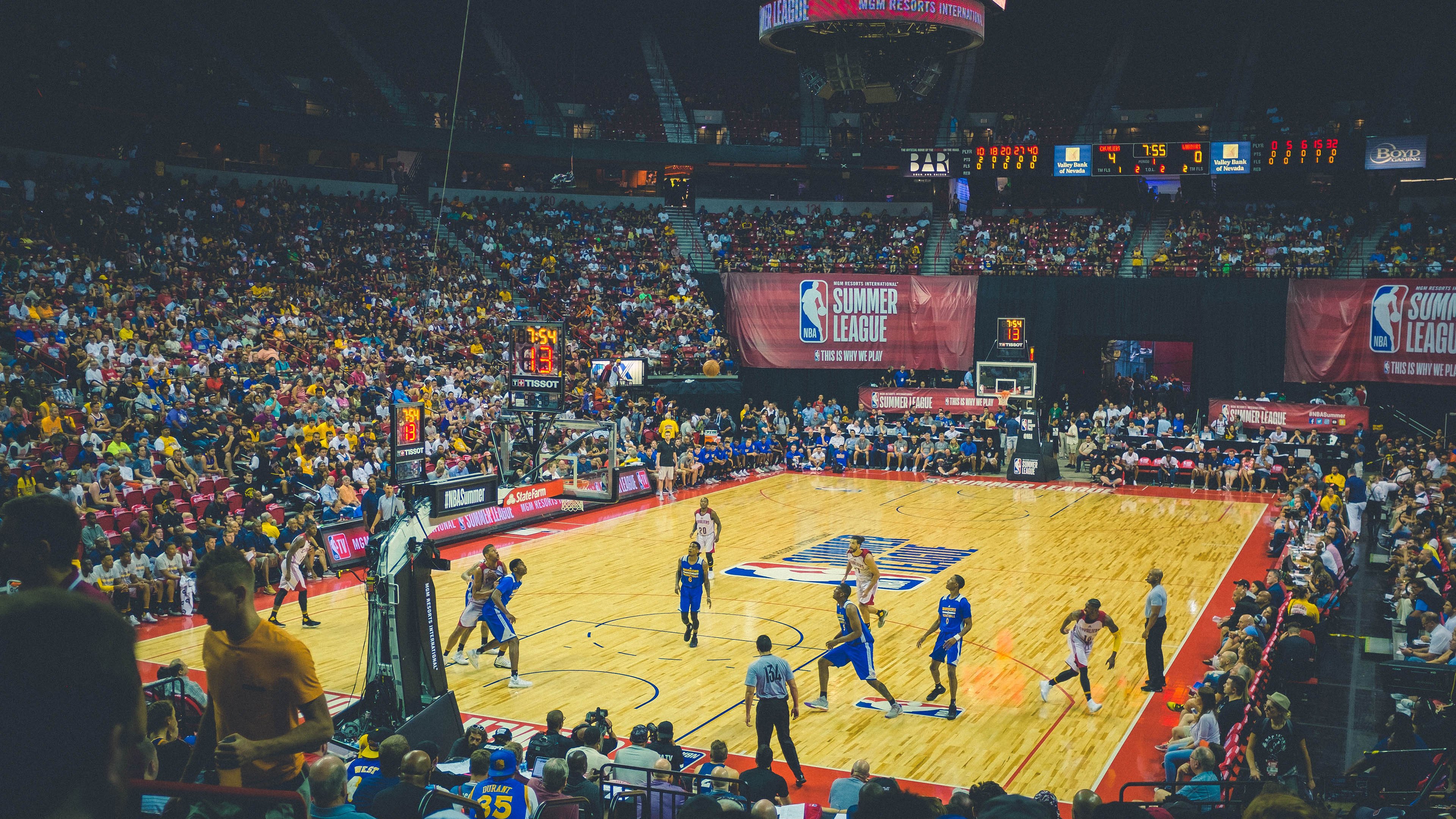 铁壁贝恩锁死对手,奇才速攻战术击溃北京队