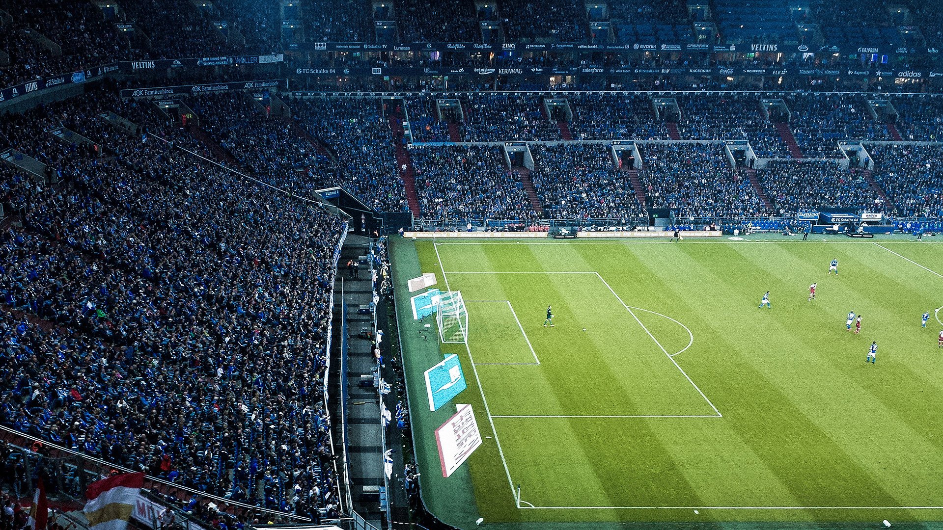 绝境逆袭！马来西亚队险胜韩国队，黄鸭组合点燃赛场奇迹